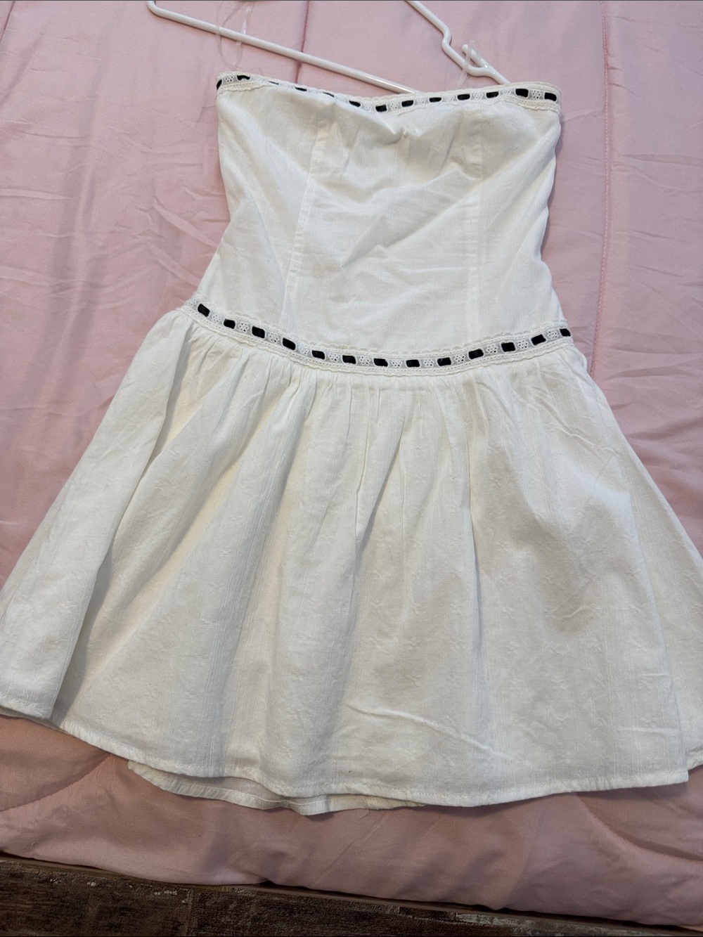 RSQ White Strapless Dress with Black Trim